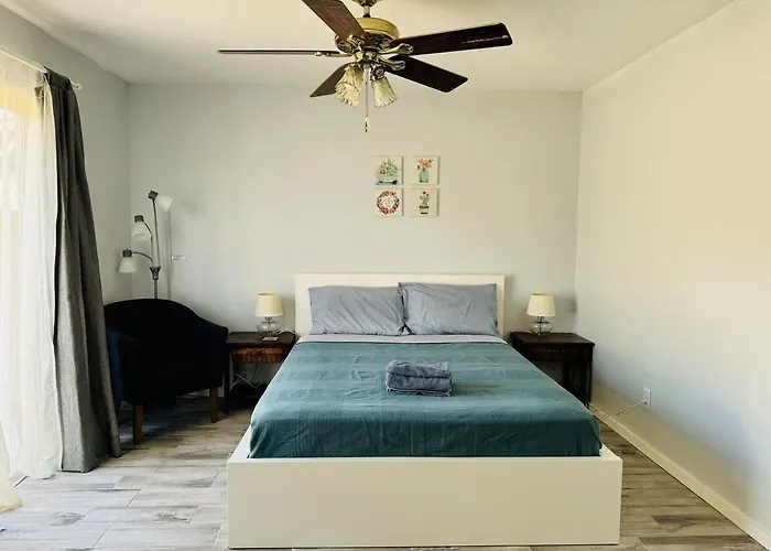 Holiday home Comfy House Near Asu, Airport *